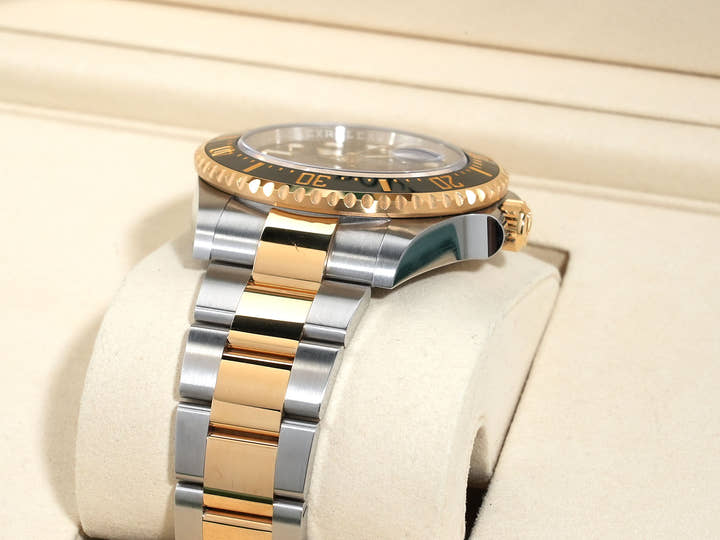 Rolex Sea-Dweller Ref.126603 Stainless Steel/Yellow Gold Black Dial Pre-owned xchodmsm