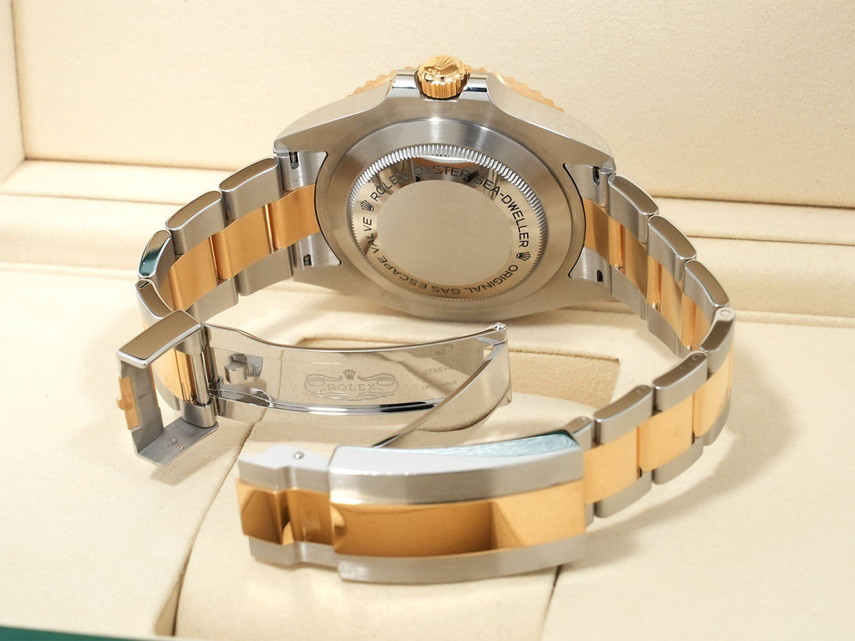 Rolex Sea-Dweller Ref.126603 Stainless Steel/Yellow Gold Black Dial Pre-owned xchodmsm