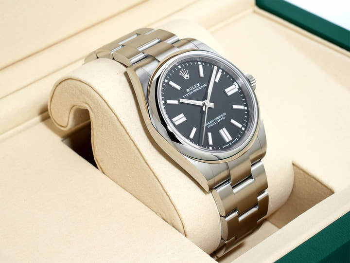Rolex Oyster Perpetual 41 Ref. 124300 Stainless Steel Black Dial Excellent Condition hi5qr55f