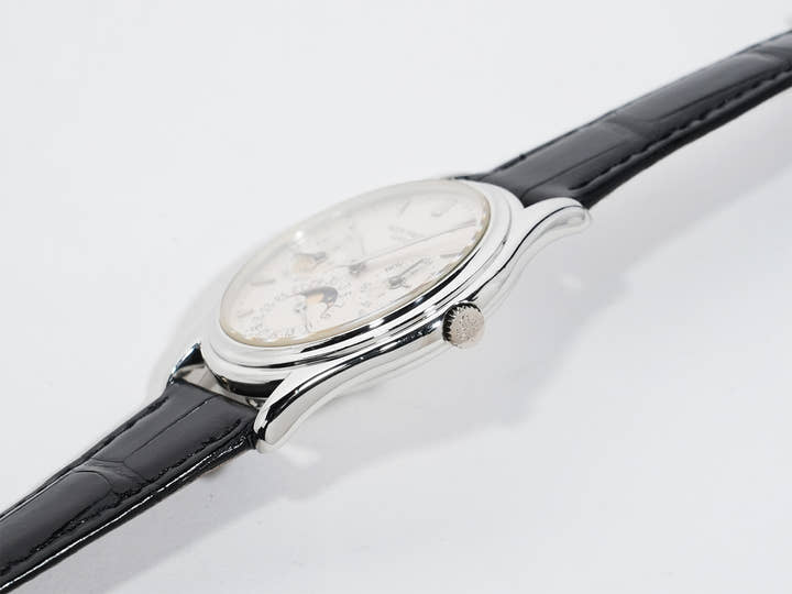パテックフィリップ パーペチュアルカレンダー Ref.3940P-052 プラチナ シルバー文字盤 中古 fkx74yc6