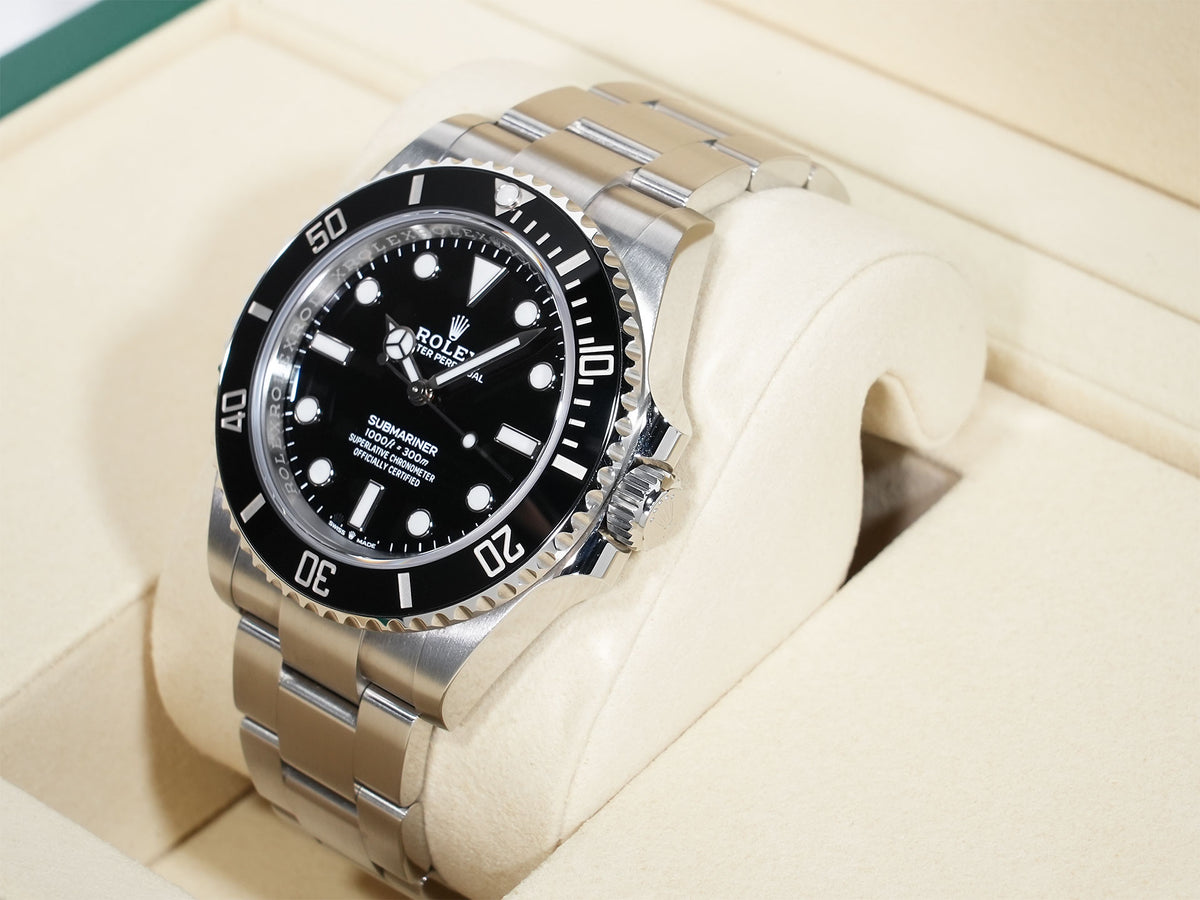 Rolex Submariner No-Date Ref. 124060 Stainless Steel Black Dial, Pre-owned in excellent condition vjukdz77