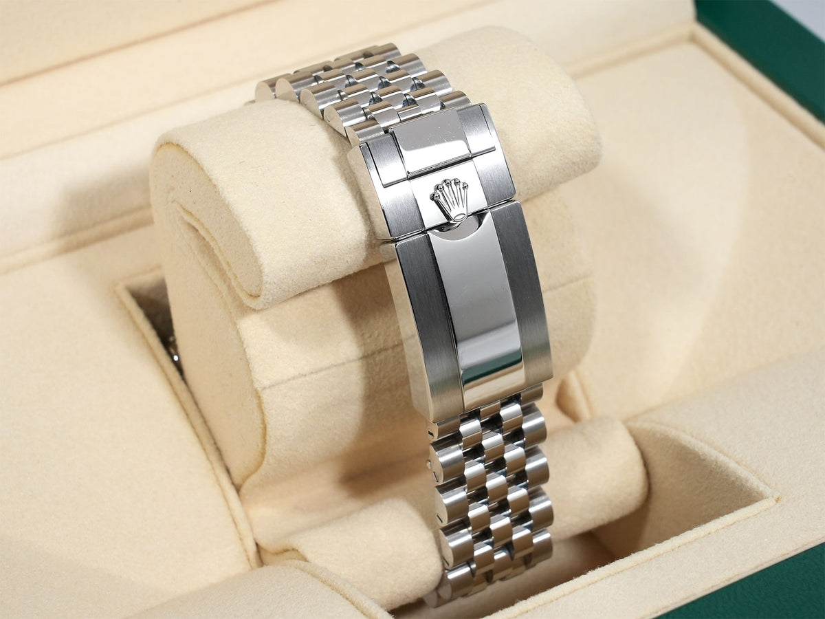Rolex GMT-Master II Ref. 126720VTNR Stainless Steel Black Dial Jubilee Bracelet Pre-owned 38zsd48o