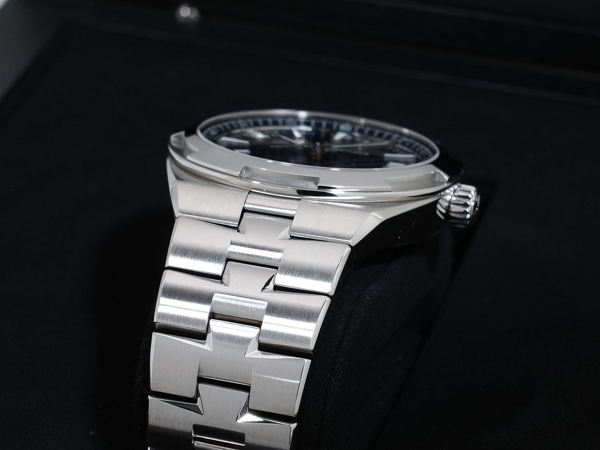 ヴァシュロンコンスタンタン オーヴァーシーズ Ref.4500V/110A-B128 ステンレススチール ブルー文字盤 中古 h4fbzuxx
