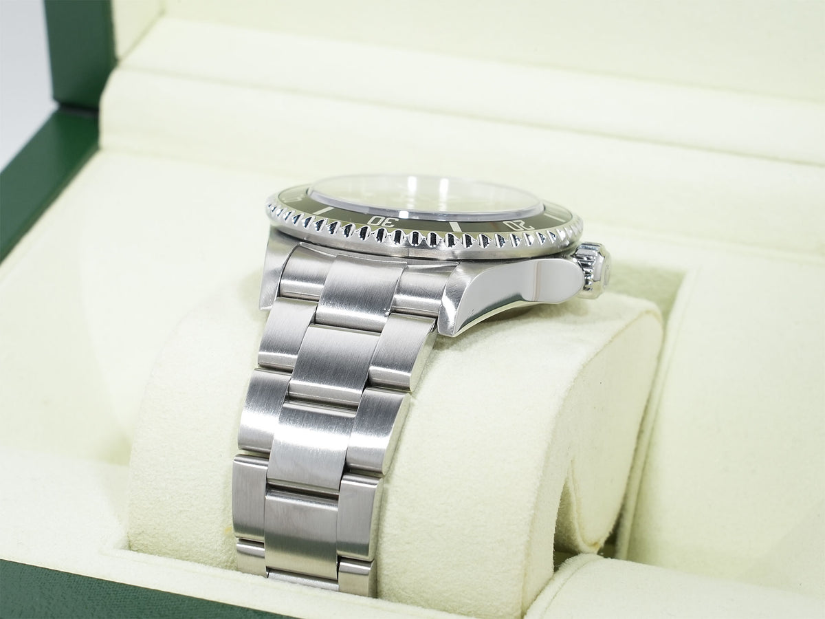 Rolex Sea-Dweller Ref.16600 Stainless Steel Black Dial Pre-owned np3zuj22