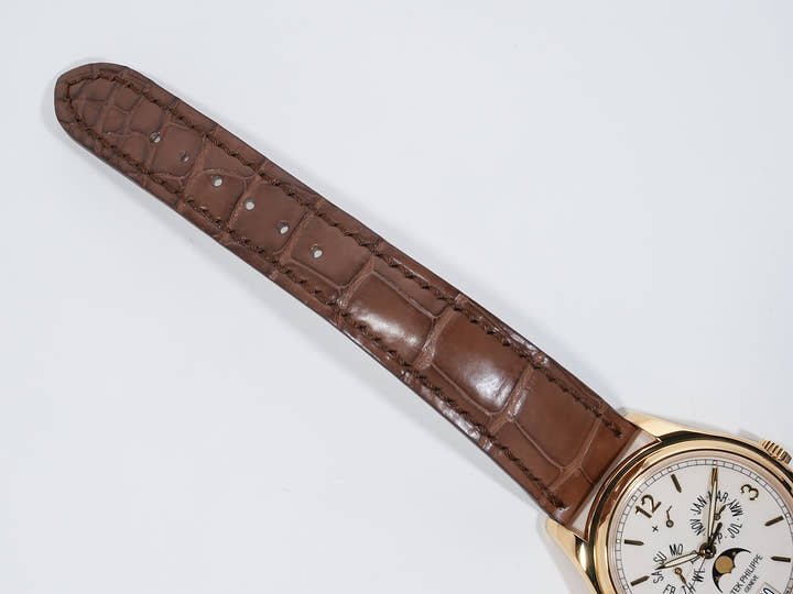 Patek Philippe Annual Calendar Ref. 5146J-001 Yellow Gold Ivory Dial, Excellent Condition pww9n3w8
