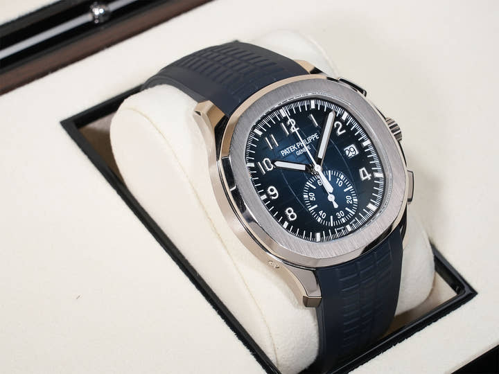 Patek Philippe Aquanaut Chronograph Ref. 5968G-001 White Gold Midnight Blue Dial Pre-owned 9tuet77o