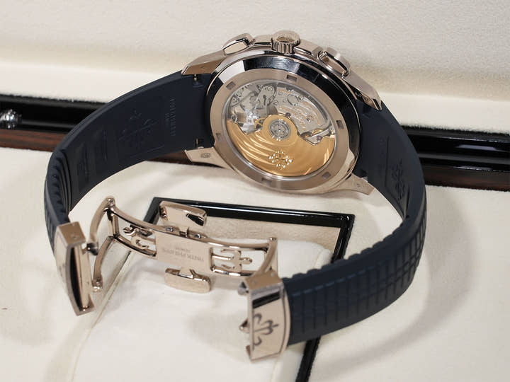 Patek Philippe Aquanaut Chronograph Ref. 5968G-001 White Gold Midnight Blue Dial Pre-owned 9tuet77o