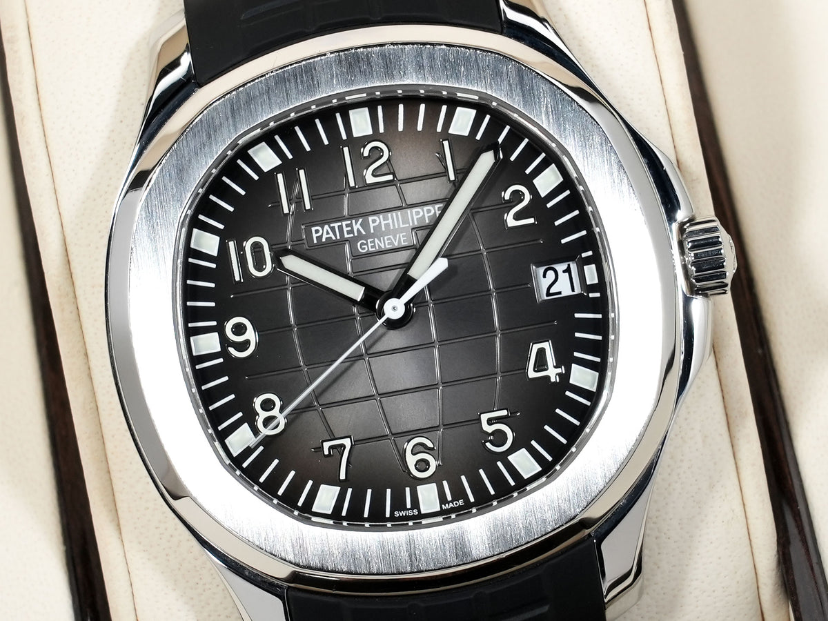 パテックフィリップ アクアノート Ref.5167A-001 ステンレススチール ブラック文字盤 中古 oimg5xno