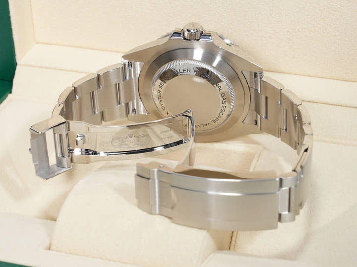 ロレックス シードゥエラー Ref.126600 ステンレススチール ブラック文字盤 美品 23kms2nr