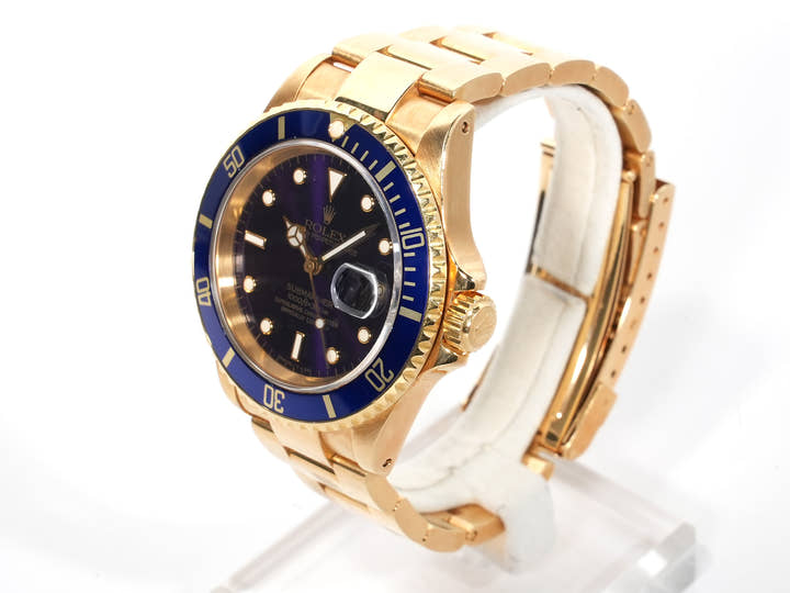 Rolex Submariner Date Ref. 16618 Yellow Gold Blue Dial Pre-owned 5xndiuh8