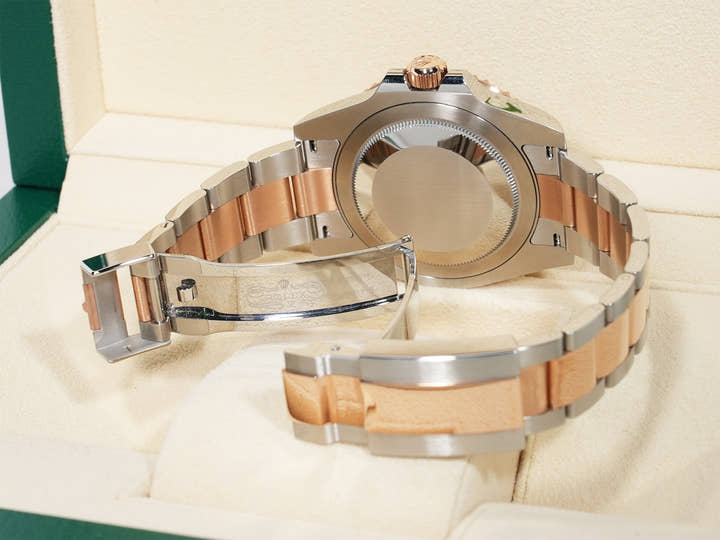 Rolex GMT-Master II Ref. 126711CHNR Stainless Steel/Everose Gold Black Dial Oyster Bracelet Pre-owned myqwgj37