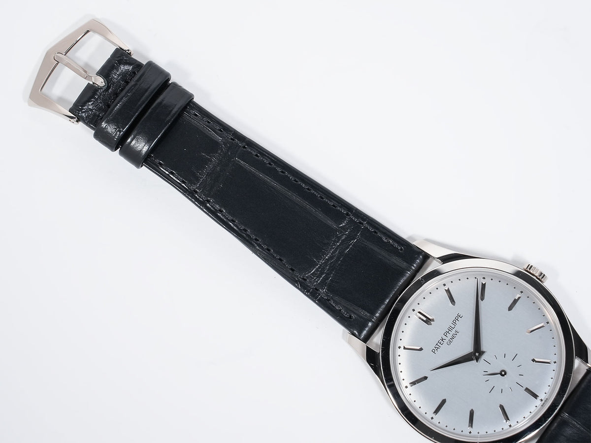 パテックフィリップ カラトラバ Ref.5196G-001 ホワイトゴールド シルバー文字盤 中古 4jdkph4h