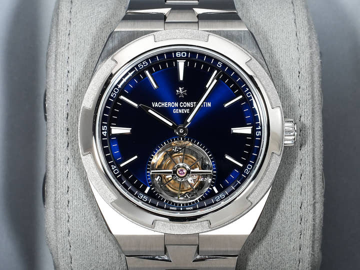 Vacheron Constantin Overseas Tourbillon Ref. 6000V/210T-H032 Titanium Blue Dial Pre-owned veivf8wg