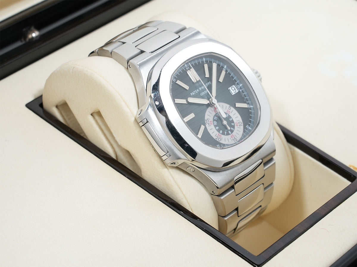 パテックフィリップ ノーチラス クロノグラフ Ref.5980/1A-001 ステンレススチール ブルー文字盤 中古 6724eawy