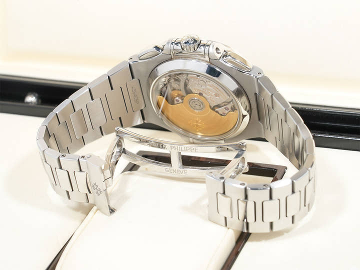 パテックフィリップ ノーチラス クロノグラフ Ref.5980/1A-001 ステンレススチール ブルー文字盤 中古 6724eawy
