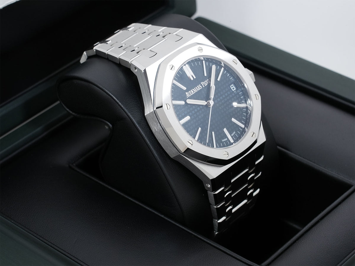 Audemars Piguet Royal Oak Ref. 15510ST.OO.1320ST.06 Stainless Steel Night Blue Dial Unworn 9drdyrck