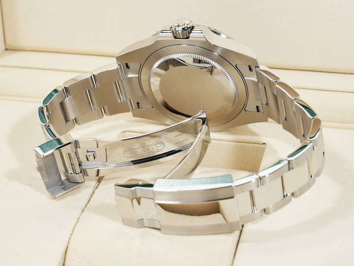 Rolex GMT-Master II Ref. 126710GRNR Stainless Steel Black Dial Oyster Bracelet Unworn ewpjqrig