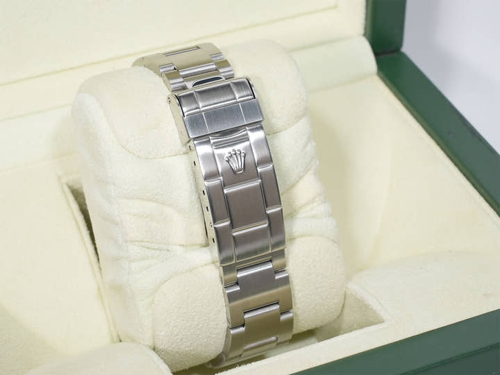 Rolex Submariner Date Ref. 16610LV Stainless Steel Black Dial Excellent Condition rtuy995v