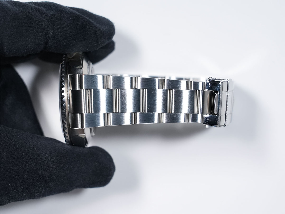 Rolex Submariner Date Ref. 16610LV Stainless Steel Black Dial Excellent Condition rtuy995v