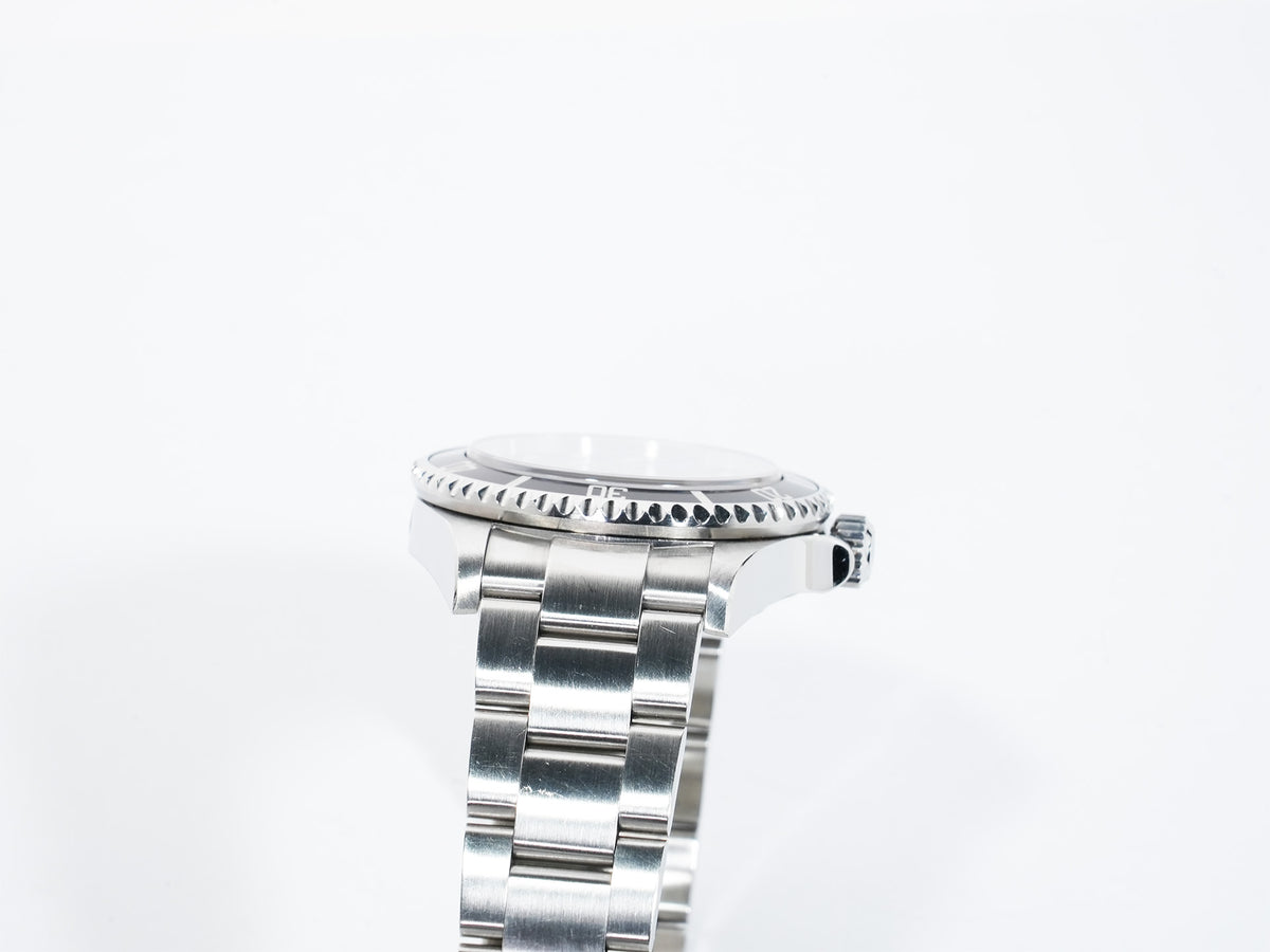 ロレックス シードゥエラー Ref.16600 ステンレススチール ブラック文字盤 中古 pivynr3u