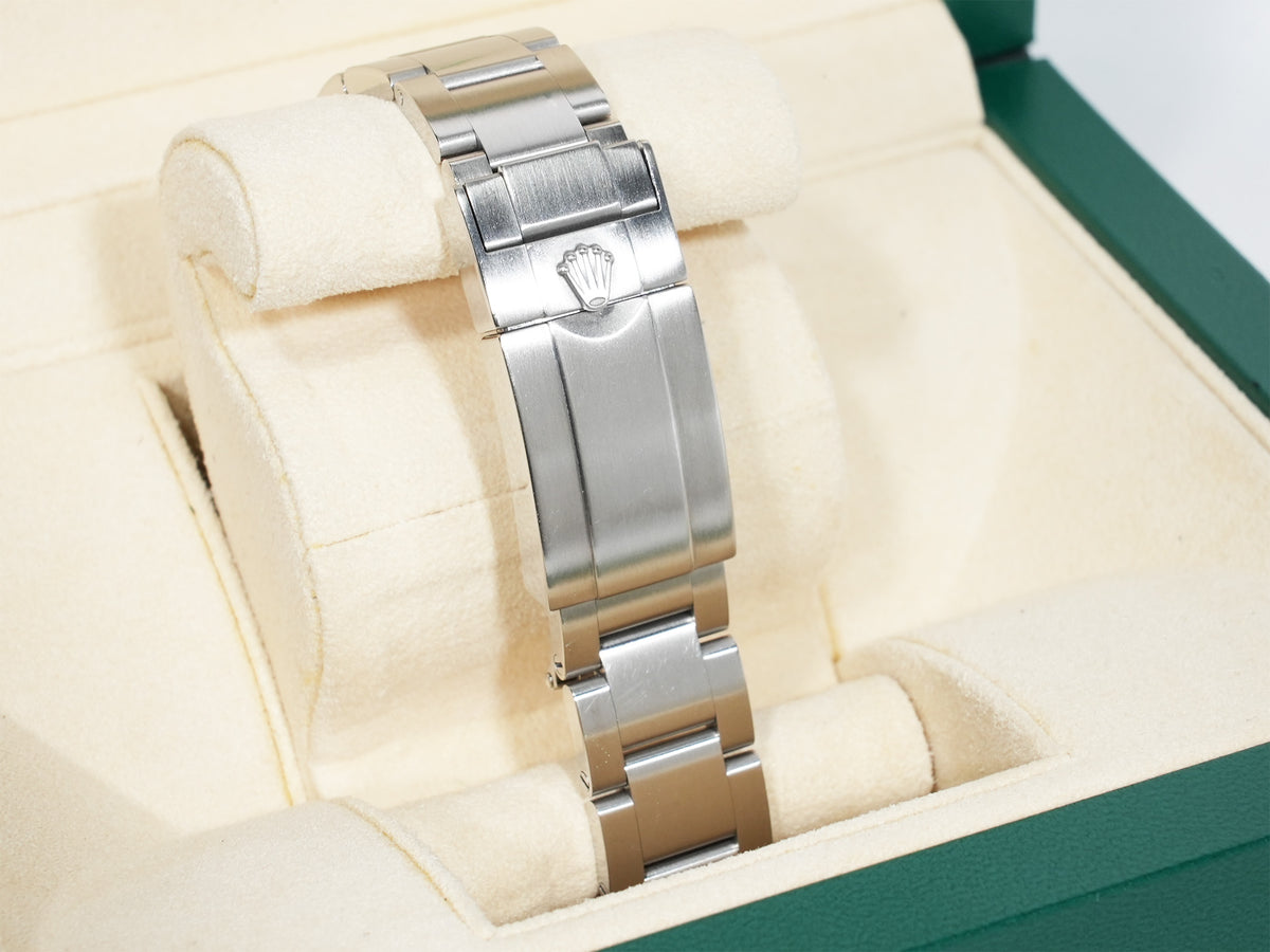 ロレックス エクスプローラーII Ref.216570 ステンレススチール ホワイト文字盤 オイスターブレスレット 中古 d67jsh9d