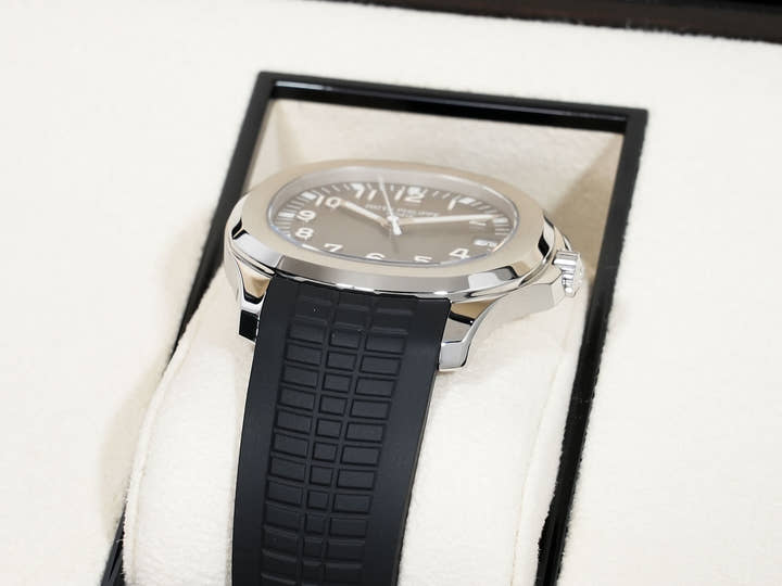 パテックフィリップ アクアノート Ref.5167A-001 ステンレススチール ブラック文字盤 美中古 jiyudrpd