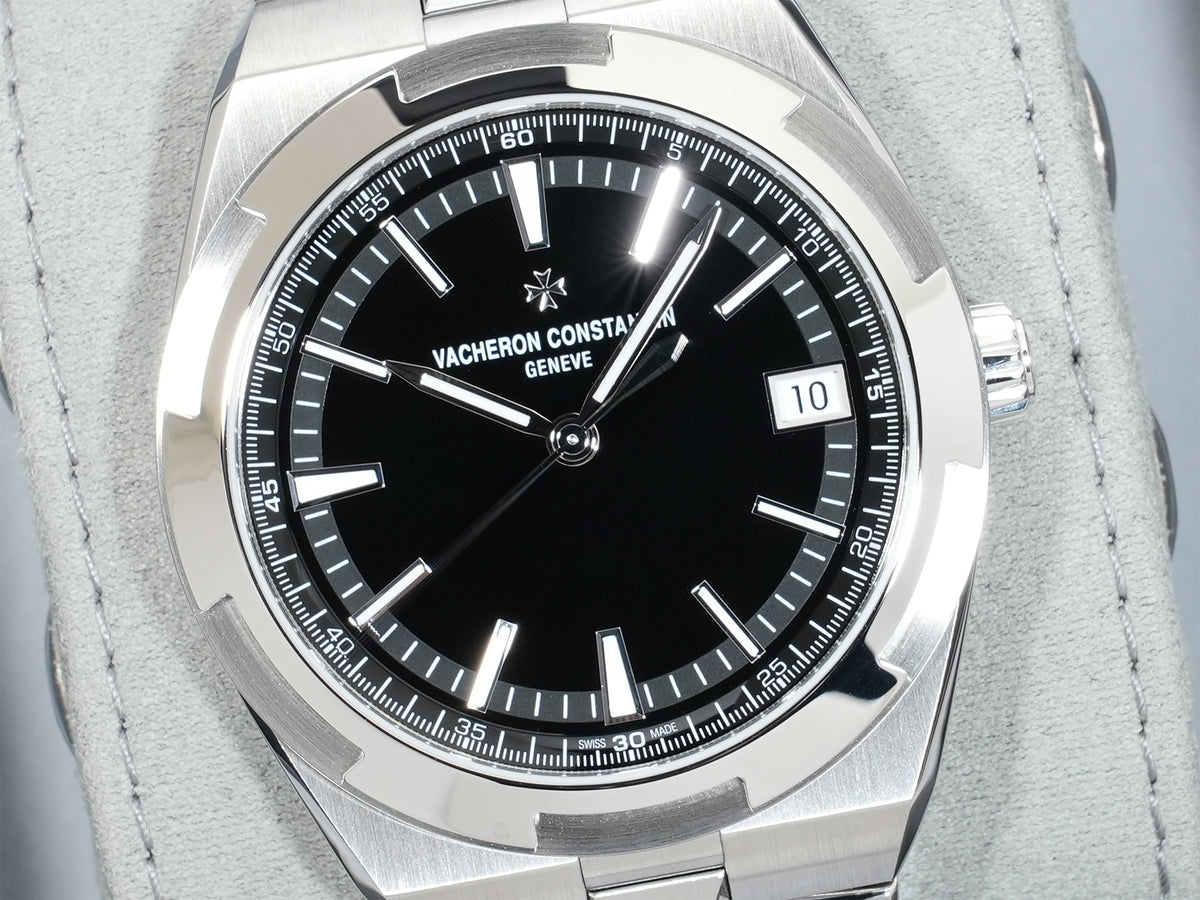 ヴァシュロンコンスタンタン オーヴァーシーズ オートマティック Ref.4520V/210A-B483 ステンレススチール ブラック文字盤 未使用 k6rkivx2