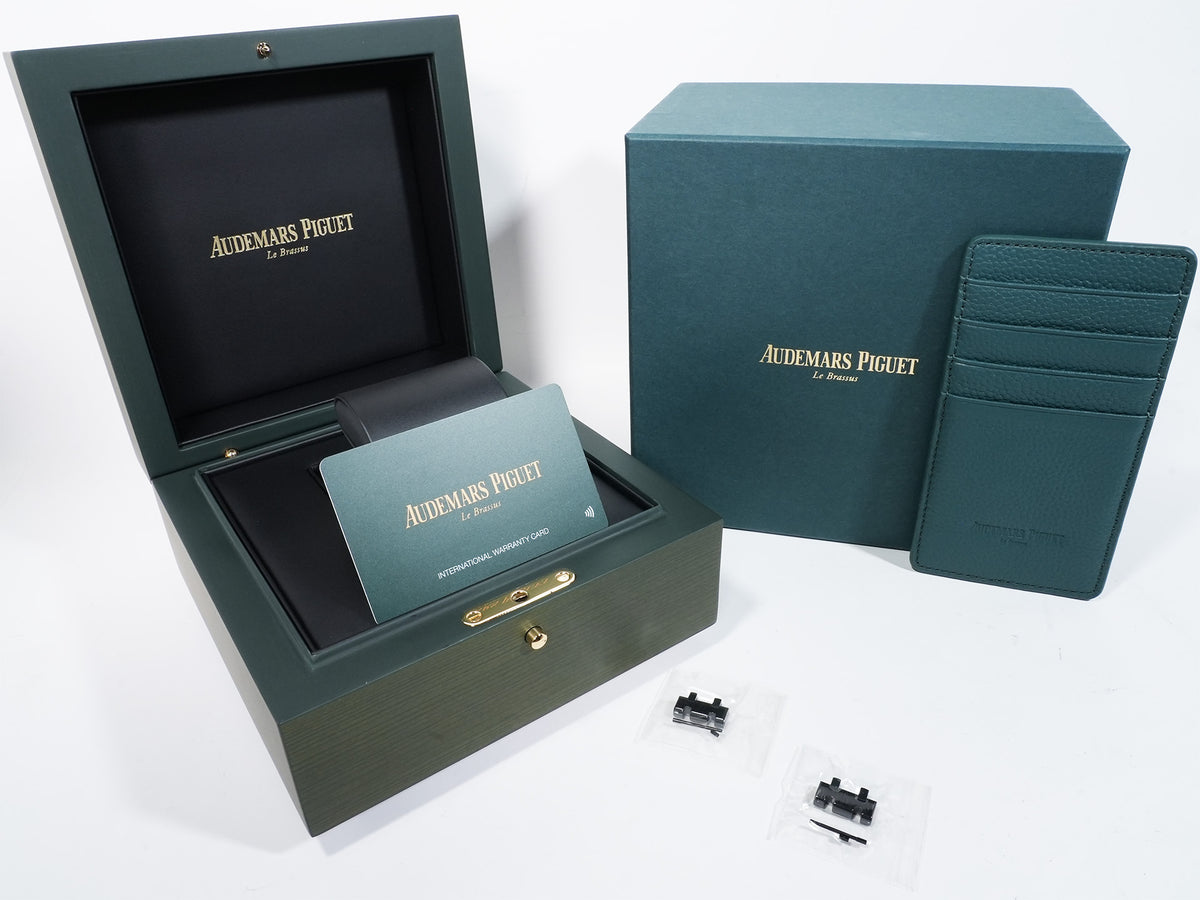 Audemars Piguet Royal Oak Offshore Chronograph Ref. 26238CE.OO.1300CE.02 Black Ceramic Black Dial Unworn