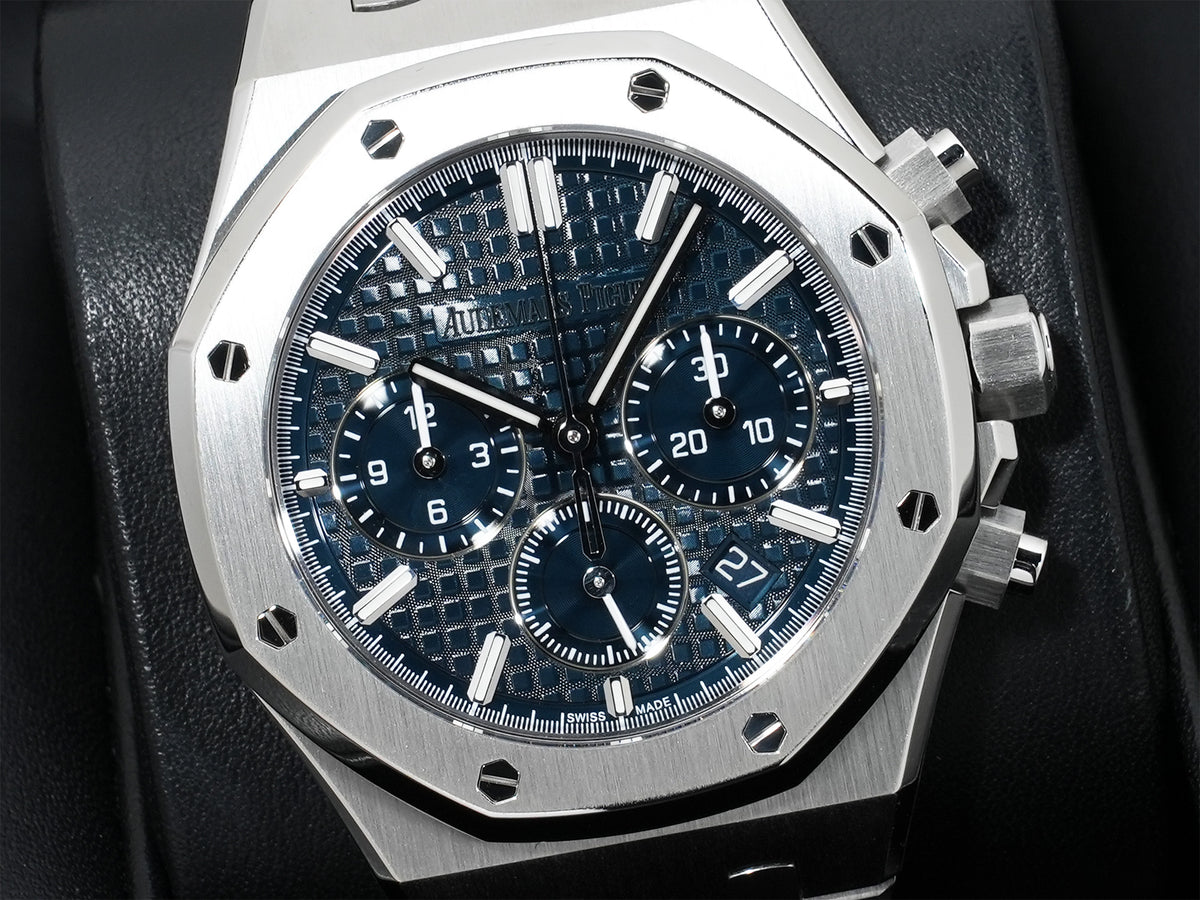 Audemars Piguet Royal Oak Chronograph Ref. 26715ST.OO.1356ST.01 Stainless Steel Night Blue Dial, Excellent Condition, iw355mto