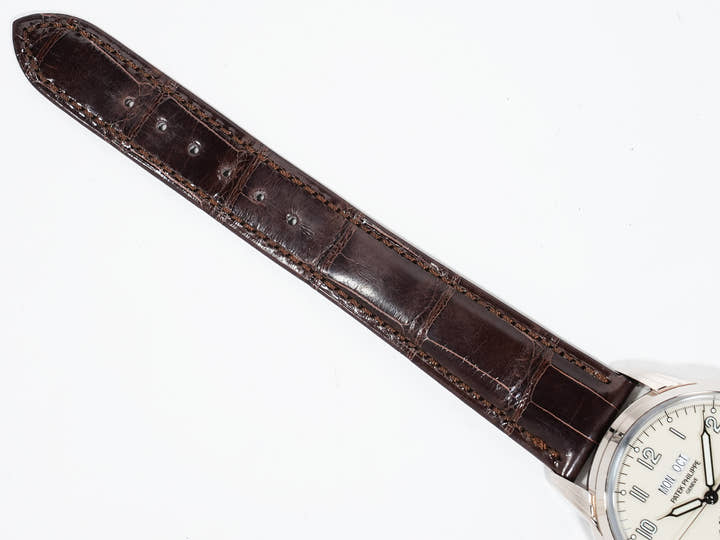 Patek Philippe Perpetual Calendar Ref. 5320G-001 White Gold Ivory Dial Pre-owned px97wvvo