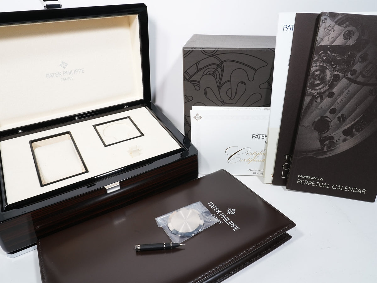 Patek Philippe Perpetual Calendar Ref. 5320G-001 White Gold Ivory Dial Pre-owned px97wvvo