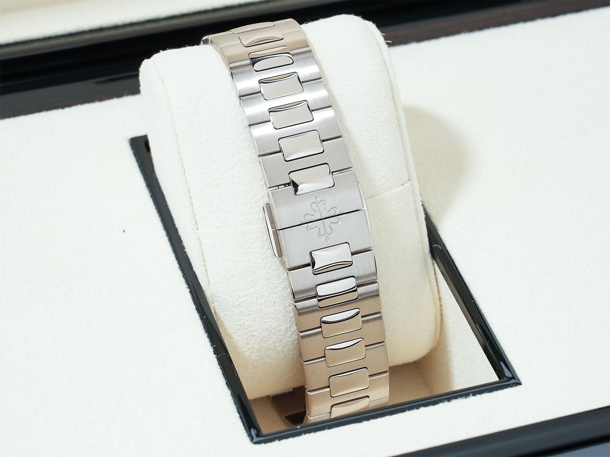 パテックフィリップ ノーチラス パーペチュアルカレンダー Ref.5740/1G-001 ホワイトゴールド ブルー文字盤 美品 yh6vubpw