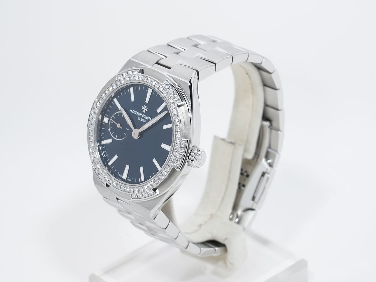 Vacheron Constantin Overseas Automatic Ref. 2305V/100A-B170 Stainless Steel Blue Dial, in excellent condition vdvpvsvs