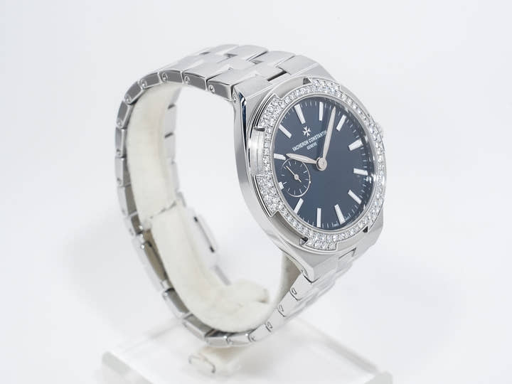 Vacheron Constantin Overseas Automatic Ref. 2305V/100A-B170 Stainless Steel Blue Dial, in excellent condition vdvpvsvs