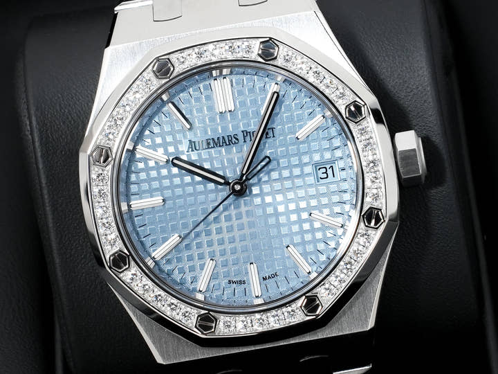 Audemars Piguet Royal Oak Ref. 15551ST.ZZ.1356ST.04 Stainless Steel Light Blue Dial, Excellent Condition p74i4pod