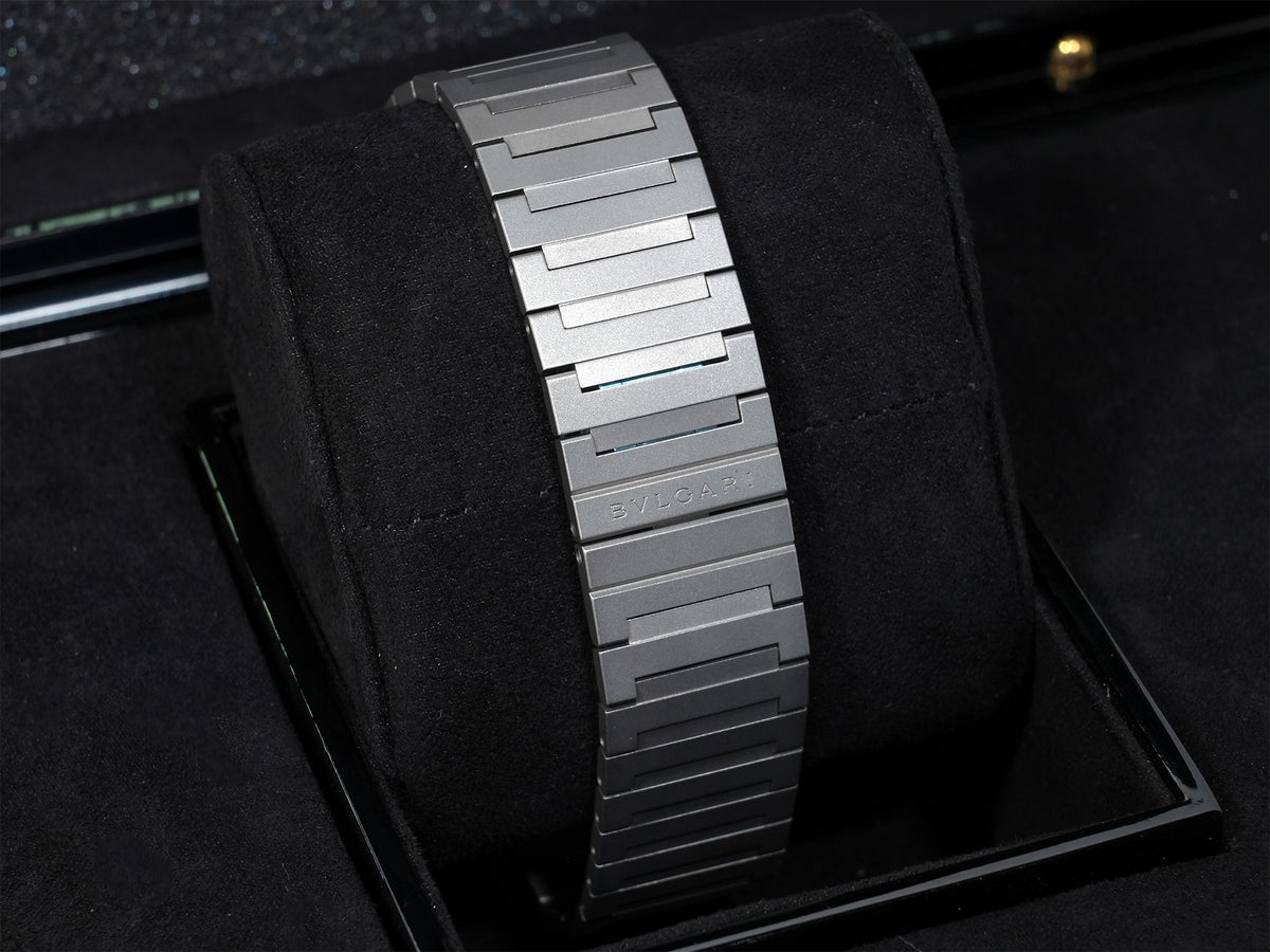 Bvlgari Octo Finissimo Roma Edition Ref.103766 Titanium Midnight Blue Dial Excellent Condition sd793dj8