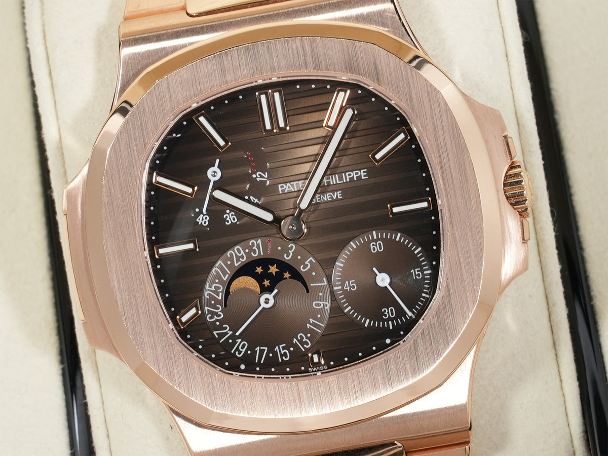 Patek Philippe Nautilus Ref.5712/1R-001 Rose Gold Brown Soleil Dial Excellent Condition 4yb6qzm3