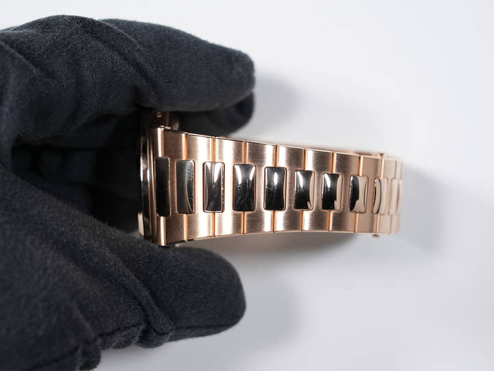 Patek Philippe Nautilus Ref.5712/1R-001 Rose Gold Brown Soleil Dial Excellent Condition 4yb6qzm3