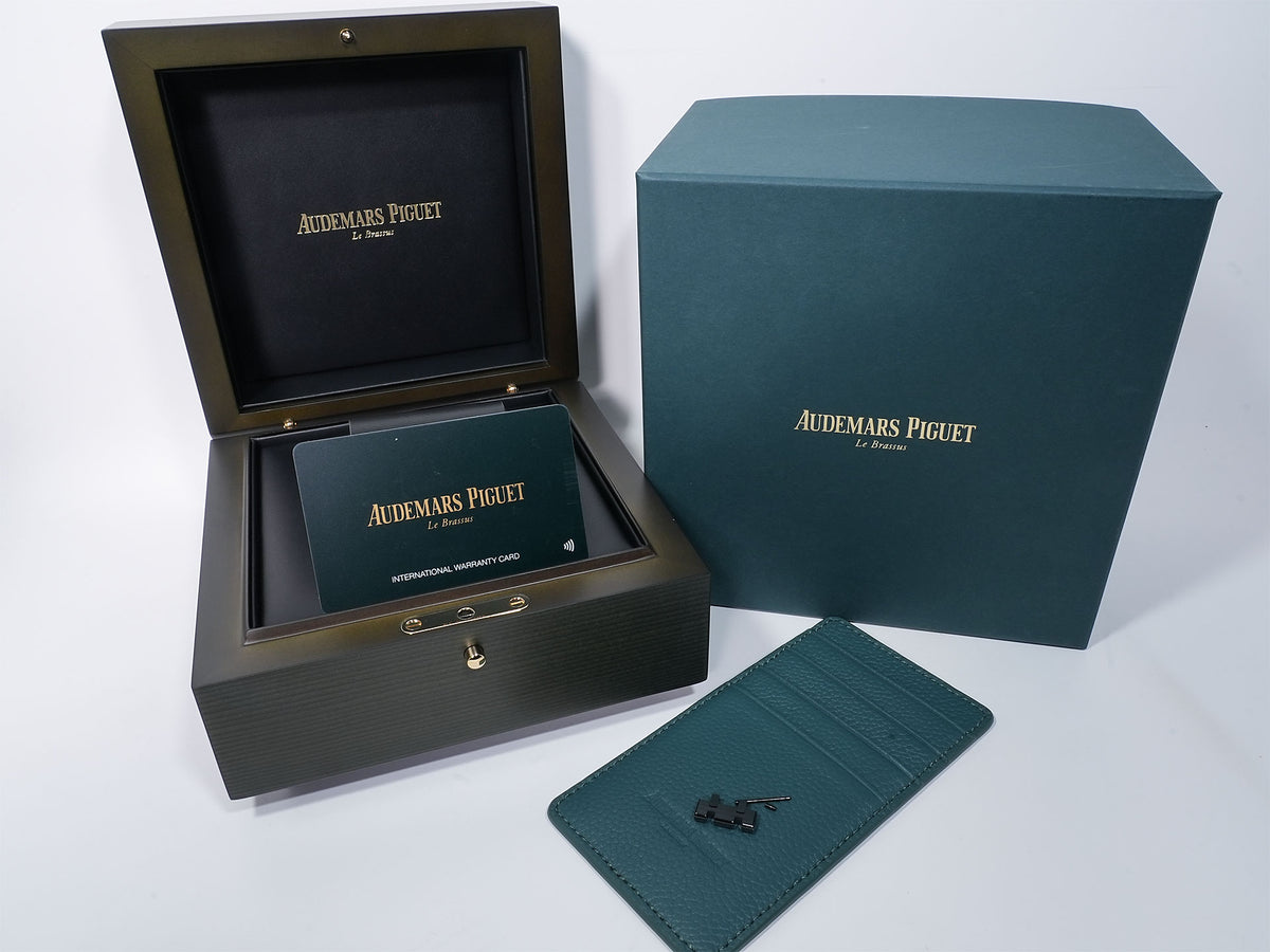 Audemars Piguet Royal Oak Chronograph Ref.26240CE.OO.1225CE.02 Black Ceramic Black Dial Excellent Condition 6b2th7jp