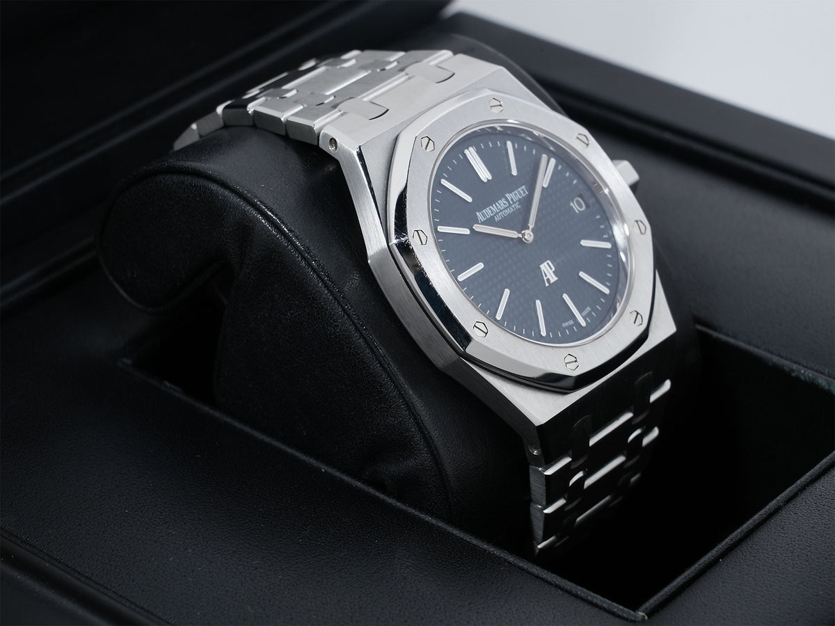 Audemars Piguet Royal Oak Extra-Thin Ref. 15202ST.OO.1240ST.01.A Stainless Steel Blue Dial Pre-Owned ztqohmm8