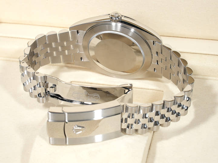 Rolex Datejust 41 Ref.126334 Stainless Steel/White Gold Bright Blue Dial Jubilee Bracelet Unused vxteraet