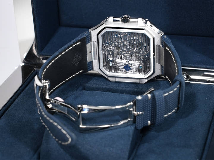 パテックフィリップ キュビタス パーペチュアルカレンダー スケルトン Ref.5840P-001 プラチナ ブルー ソレイユ、オープンワーク文字盤 未使用 9wpio2xy