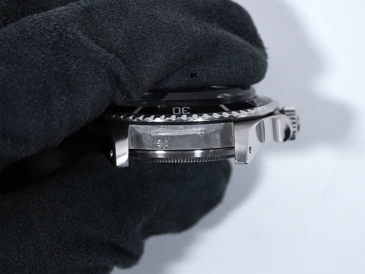 ロレックス サブマリーナー デイト Ref.1680 ステンレススチール ブラック文字盤 中古 C4018