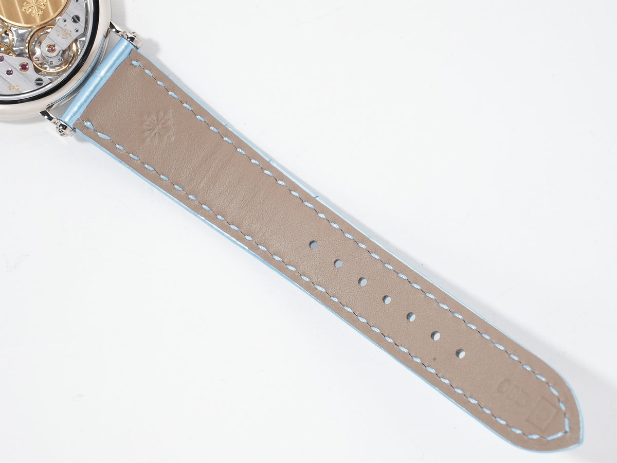 Patek Philippe Calatrava Ref.7200/50G-012 White Gold Ice Blue Soleil Dial Unused tvdee45d