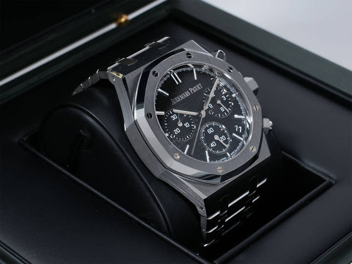Audemars Piguet Royal Oak Chronograph 50th Anniversary Ref.26240ST.OO.1320ST.02 Stainless Steel Black Dial Excellent Pre-owned qpg63och