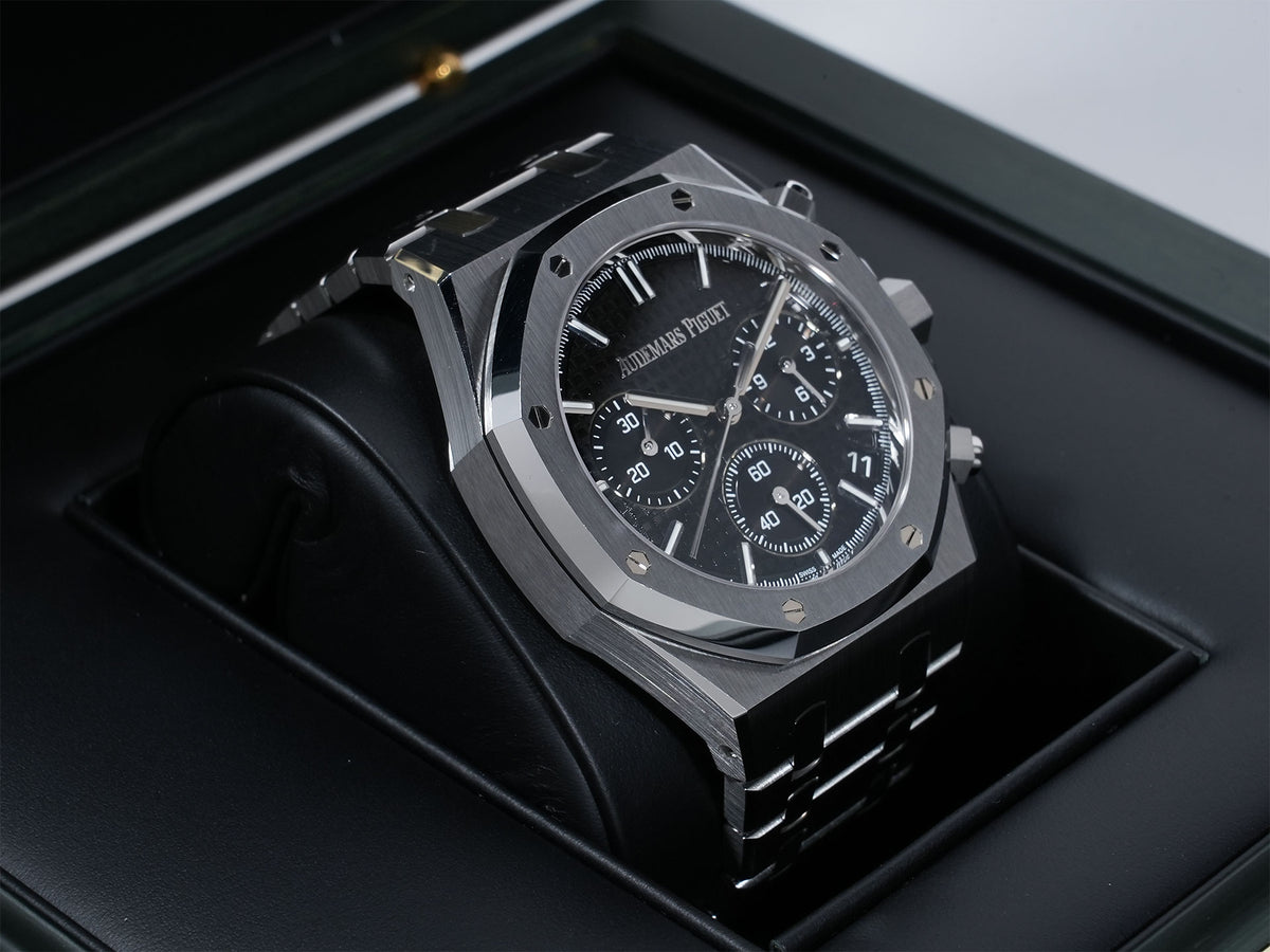 Audemars Piguet Royal Oak Chronograph 50th Anniversary Ref.26240ST.OO.1320ST.02 Stainless Steel Black Dial Excellent Pre-owned qpg63och