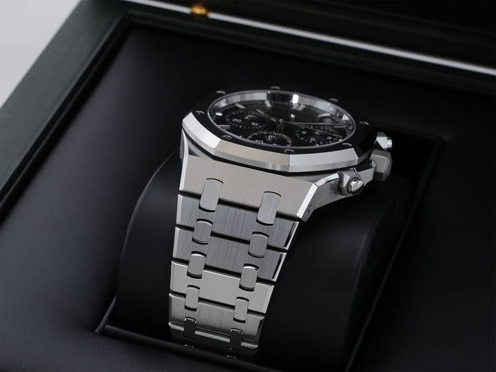 Audemars Piguet Royal Oak Chronograph 50th Anniversary Ref.26240ST.OO.1320ST.02 Stainless Steel Black Dial Excellent Pre-owned qpg63och