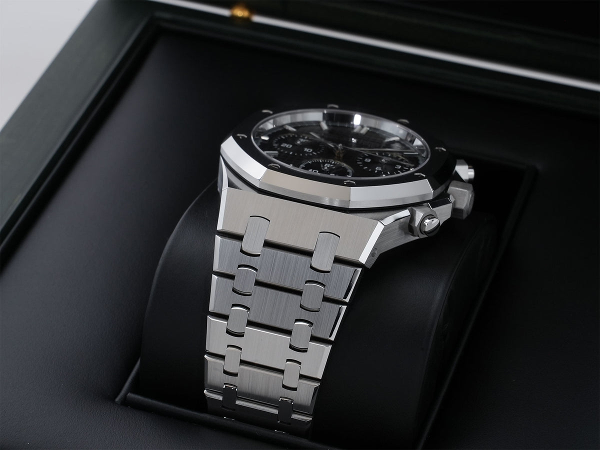 Audemars Piguet Royal Oak Chronograph 50th Anniversary Ref.26240ST.OO.1320ST.02 Stainless Steel Black Dial Excellent Pre-owned qpg63och