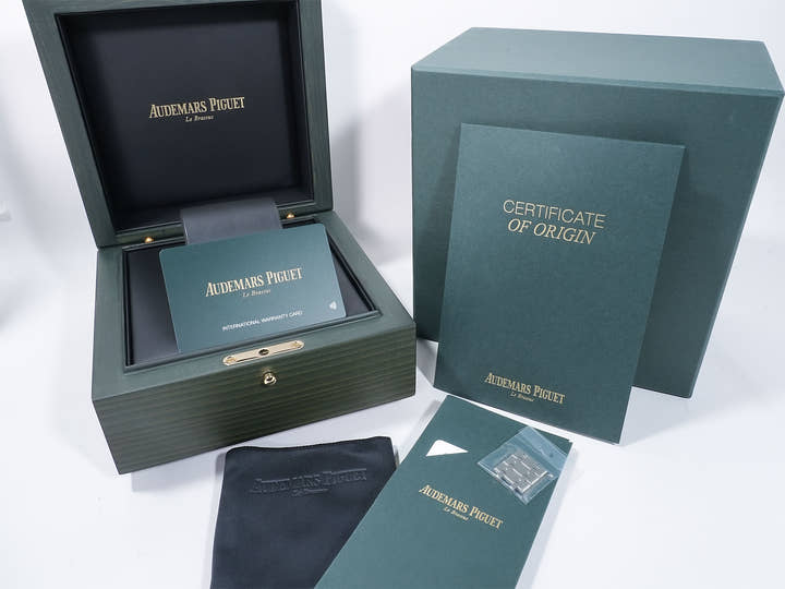 Audemars Piguet Royal Oak Chronograph 50th Anniversary Ref.26240ST.OO.1320ST.02 Stainless Steel Black Dial Excellent Pre-owned qpg63och
