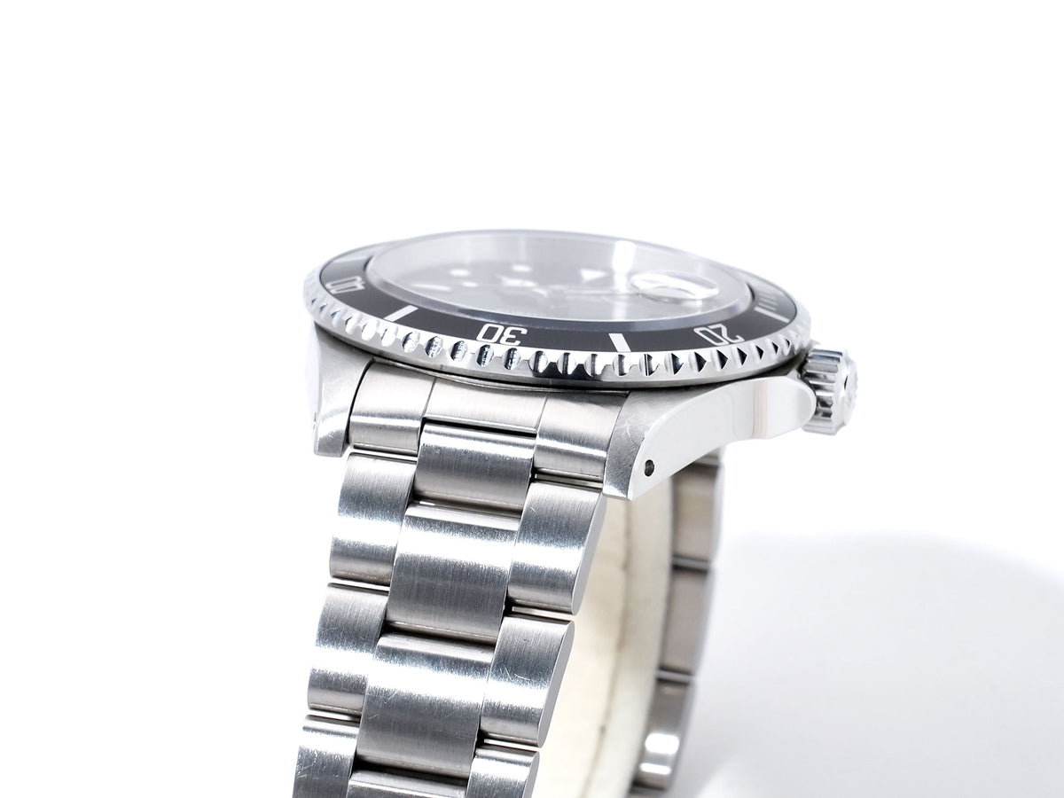 Rolex Submariner Date Ref.16610 Stainless Steel Black Dial Pre-owned 2kb8ouro